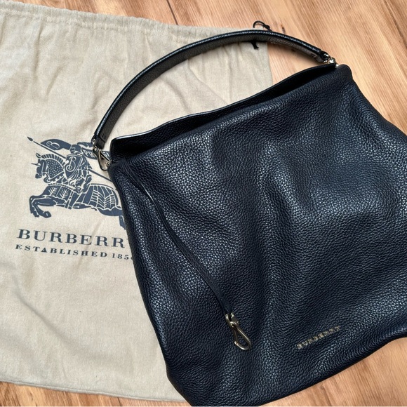 Excellent condition black pebble leather Burberry handbag with dust bag - Picture 2 of 5